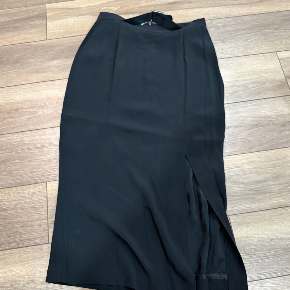 Casual Corner Classic Black Pencil Skirt